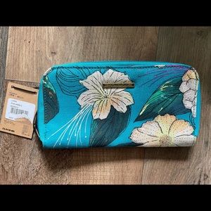 Dakine wallet